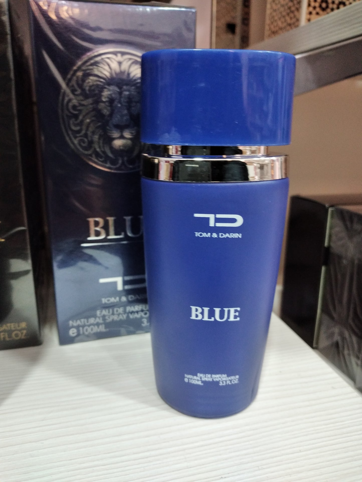 Tom & Darin - Blue: L'Energia della Freschezza e della LibertÃ