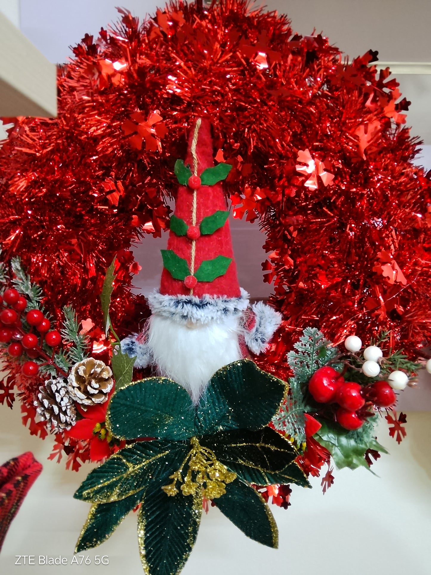 Ghirlanda Natalizia Gigante "Gnomo e Tinsel Rosso"