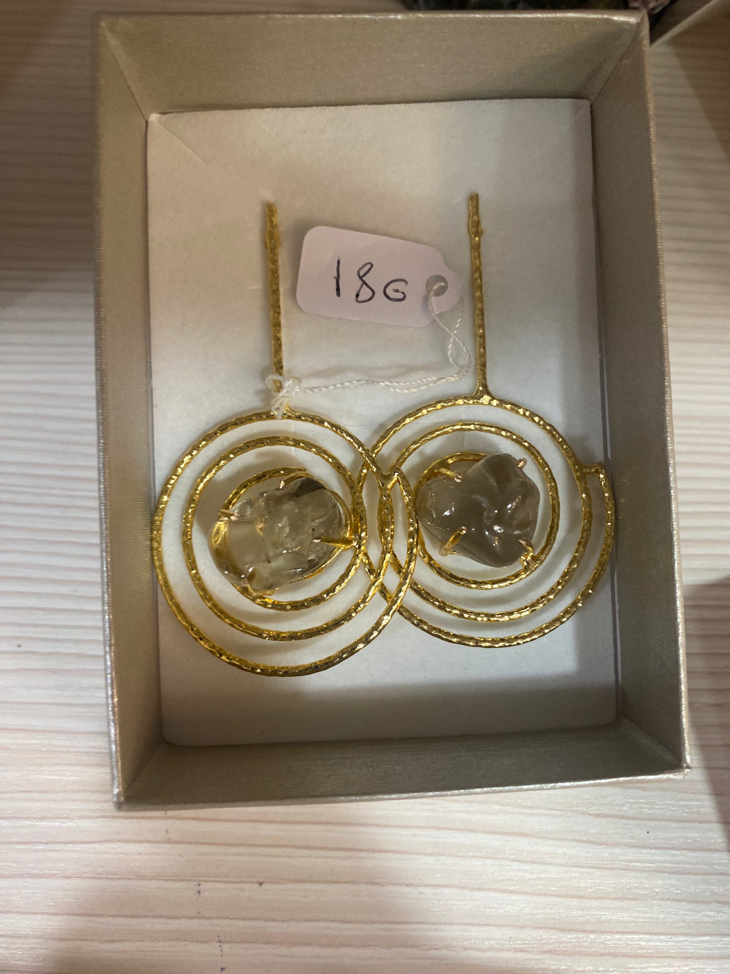 Orecchini "Spirali d'Oro" – Design Contemporaneo e Materico