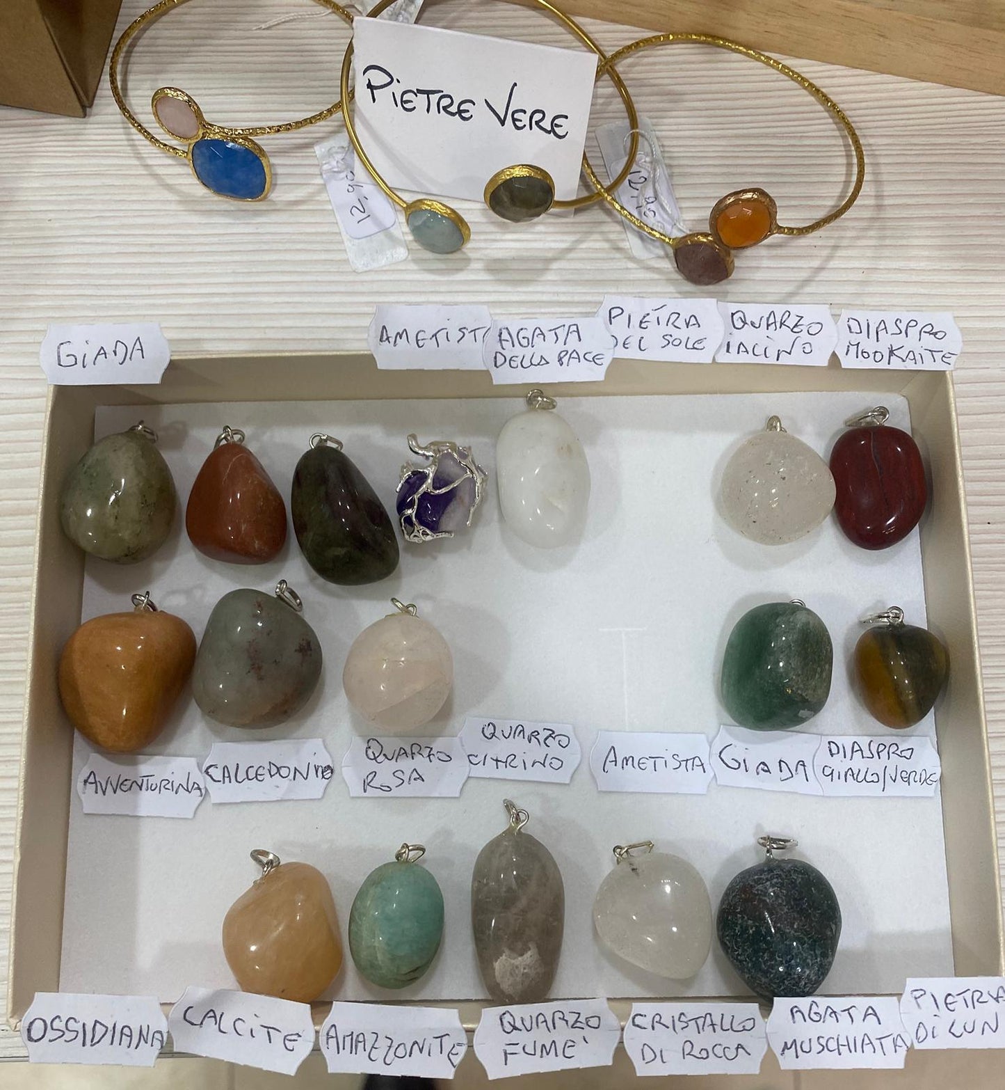 Ciondoli di Pietre Vere - Energia da Indossare