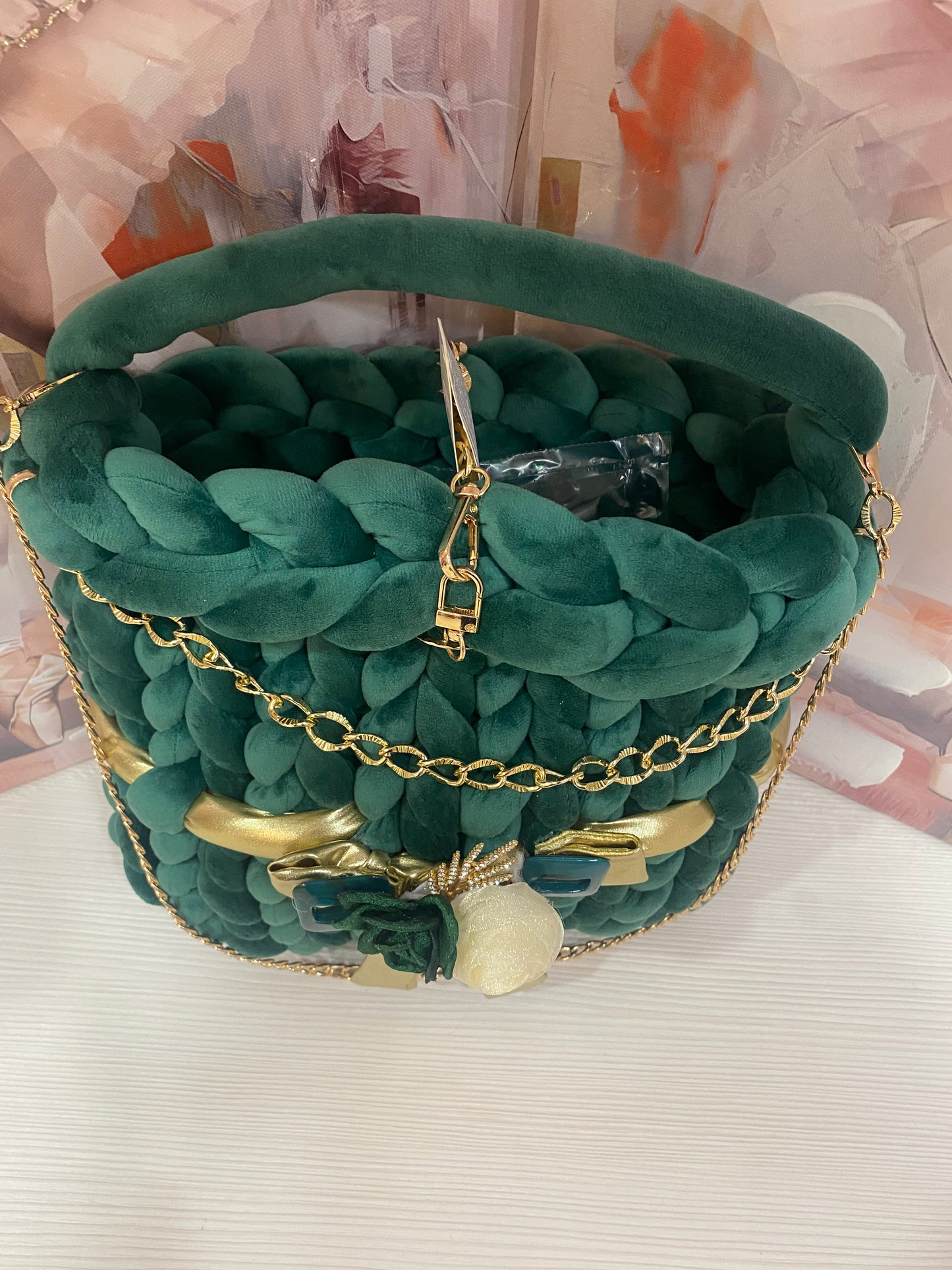 Borsa "Marshmallow" Verde Smeraldo e oro - Eleganza e Morbidezza