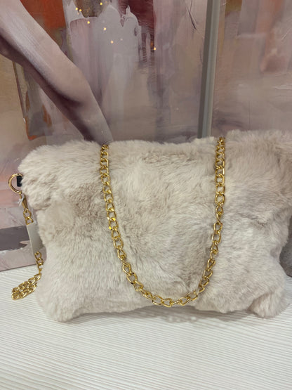 Borsa/Clutch "Midnight Glamour" in Ecopelliccia con Catena Dorata