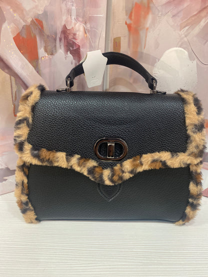 Borsa a Spalla "Wild Chic" - Pelle Nera e Dettagli Leopardati