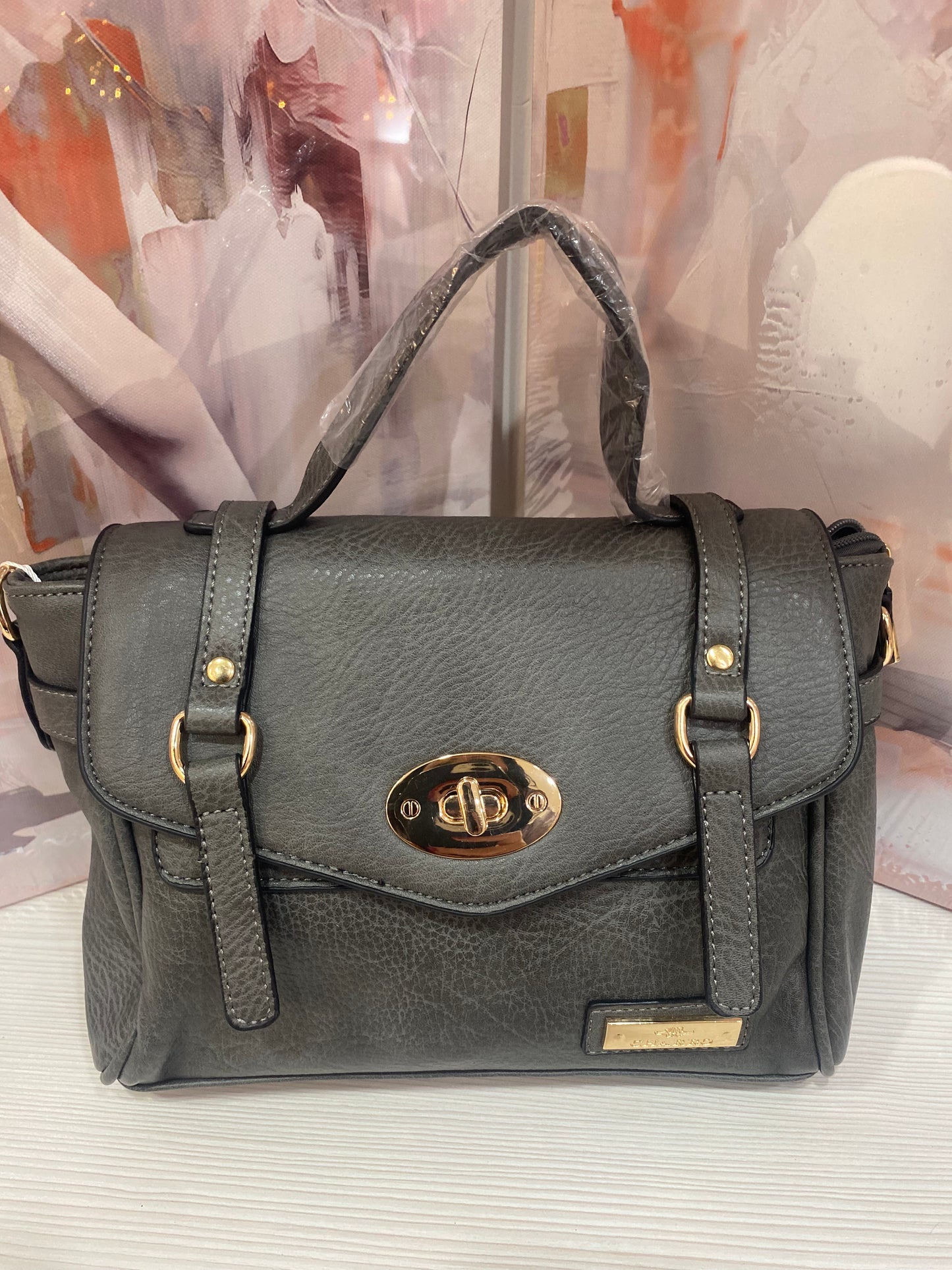 Borsa a Mano Nera Charro "Classic Chic" - Dettagli Dorati 🌟