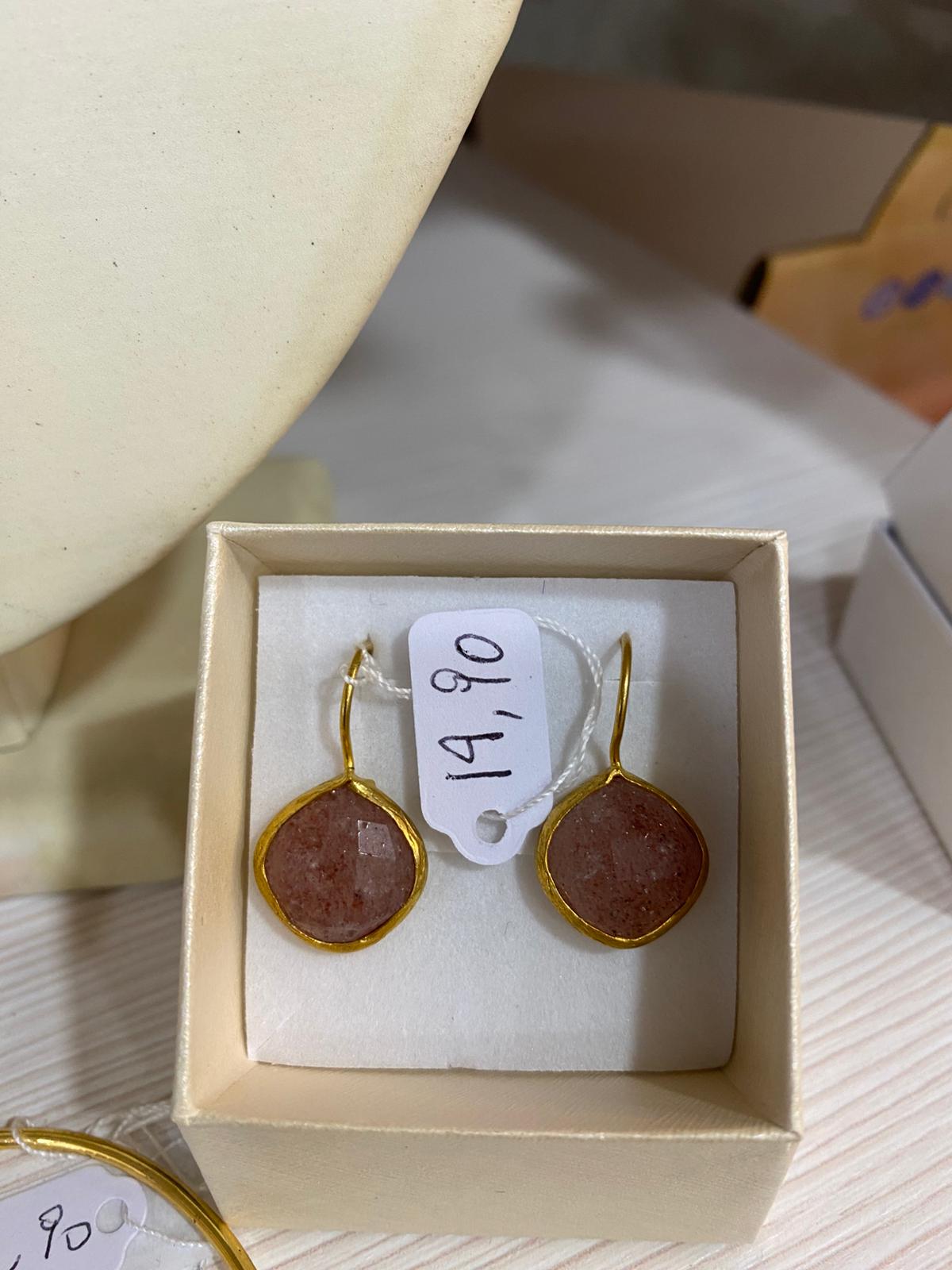 Parure Regale: L'Armonia Perfetta per i Tuoi Momenti Speciali 👑